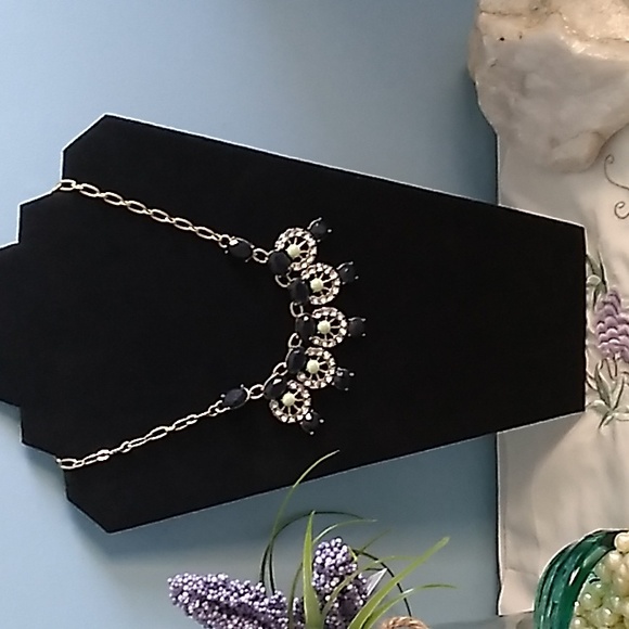 NEW J. Crew Statement Necklace Gold-tone - Picture 4 of 8